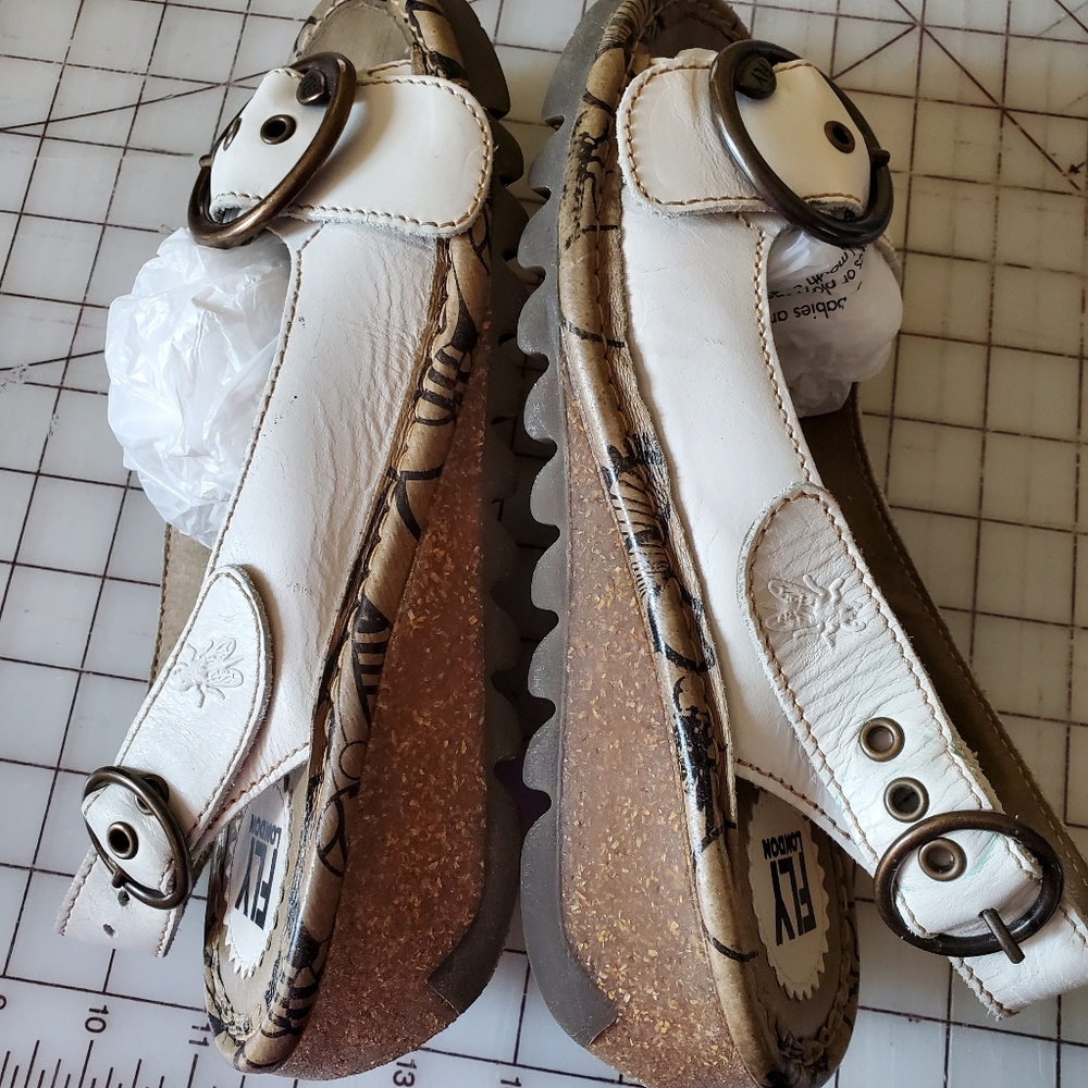 Fly London Cream and Tan Sandals - Picture 4 of 6